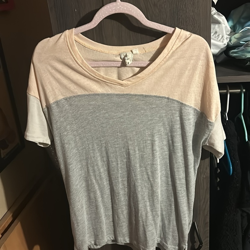 White crow top from Buckle, size small